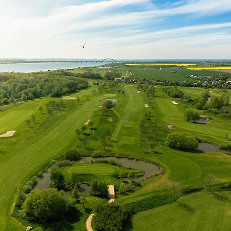 Golf 'N Wave Aktivresort เฟมาร์น ภายนอก รูปภาพ